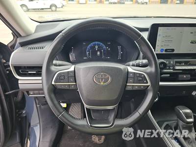 2025 Toyota Grand Highlander XLE - zdjęcie 10 z 27 - miniatura