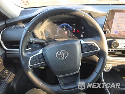 2025 Toyota Grand Highlander XLE - zdjęcie 10 z 35 - miniatura