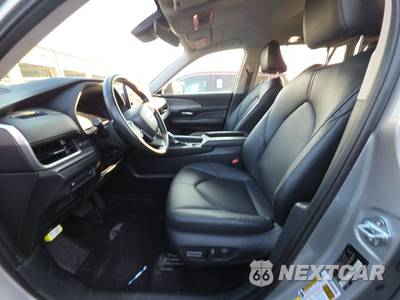 2025 Toyota Grand Highlander XLE - zdjęcie 7 z 35 - miniatura