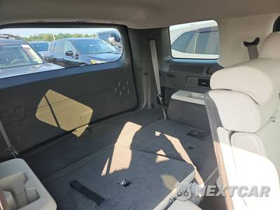 2025 Hyundai Santa Fe Hybrid SEL - zdjęcie 14 z 31 - miniatura