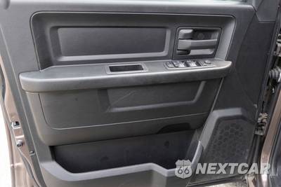 2021 Ram 1500 Classic Tradesman Crew Cab Short Bed - zdjęcie 13 z 26 - miniatura