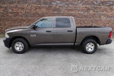 2021 Ram 1500 Classic Tradesman Crew Cab Short Bed - zdjęcie 6 z 26 - miniatura