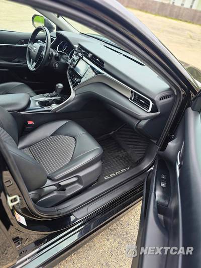 2018 Toyota Camry SE - zdjęcie 16 z 17 - miniatura