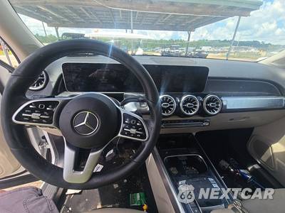 2020 Mercedes-Benz GLB 250 - zdjęcie 11 z 28 - miniatura