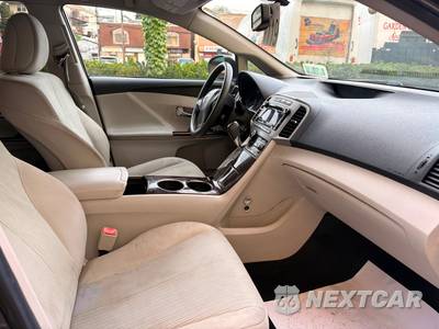 2011 Toyota Venza - zdjęcie 7 z 17 - miniatura
