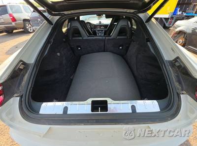 2018 Porsche Panamera - zdjęcie 15 z 16 - miniatura