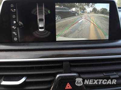 2016 BMW 7 Series Sedan 750i xDrive - zdjęcie 41 z 45 - miniatura