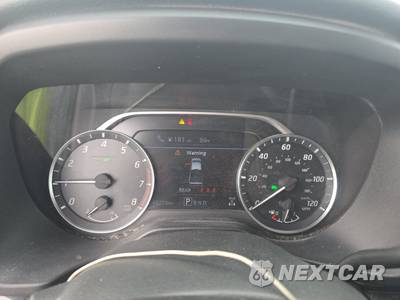 2023 Nissan TITAN SV Crew Cab Short Bed - zdjęcie 12 z 36 - miniatura