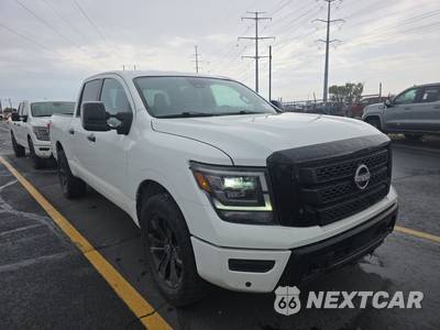 2023 Nissan TITAN SV Crew Cab Short Bed - zdjęcie 3 z 36 - miniatura