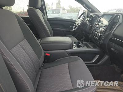 2023 Nissan TITAN SV Crew Cab Short Bed - zdjęcie 8 z 36 - miniatura