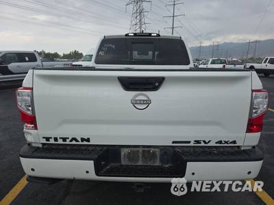 2023 Nissan TITAN SV Crew Cab Short Bed - zdjęcie 5 z 36 - miniatura