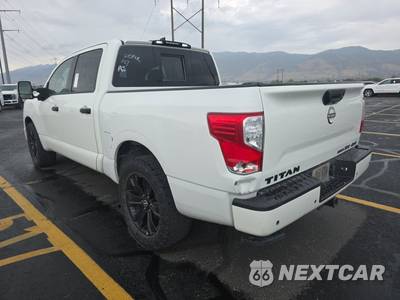 2023 Nissan TITAN SV Crew Cab Short Bed - zdjęcie 6 z 36 - miniatura