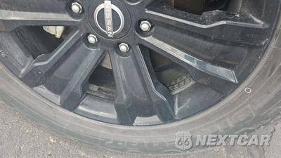 2023 Nissan TITAN SV Crew Cab Short Bed - zdjęcie 34 z 38 - miniatura
