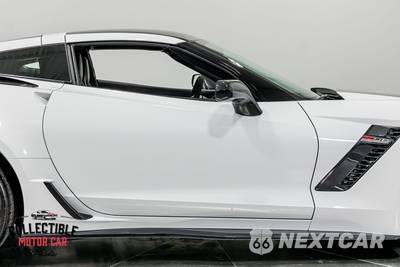 2015 Chevrolet Corvette Z06 Coupe 3LZ - zdjęcie 44 z 50 - miniatura