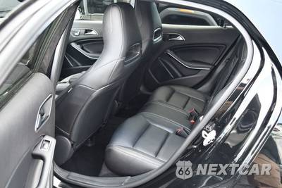 2018 Mercedes-Benz GLA 250 4MATIC - zdjęcie 16 z 50 - miniatura