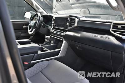 2022 Toyota Tundra SR5 Crew Cab Short Bed - zdjęcie 18 z 23 - miniatura