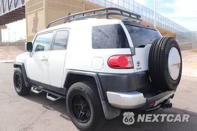 2011 Toyota FJ Cruiser w/Rear Doors - zdjęcie 4 z 21 - miniatura