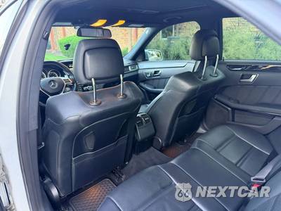 2014 Mercedes-Benz E 63 AMG 4MATIC Sedan - zdjęcie 17 z 23 - miniatura