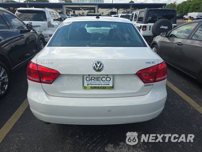 2014 Volkswagen Passat Comfortline - zdjęcie 5 z 39 - miniatura