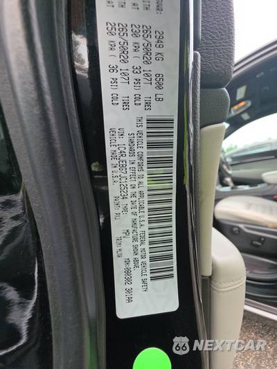 2018 Jeep Grand Cherokee Sterling Edition - zdjęcie 14 z 17 - miniatura