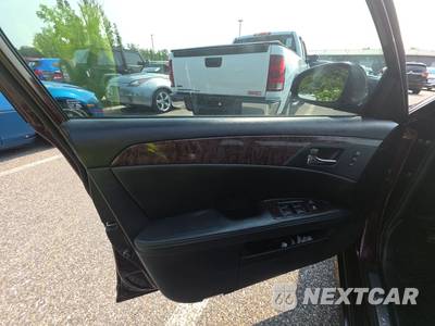 2012 Toyota Avalon Limited - zdjęcie 9 z 17 - miniatura