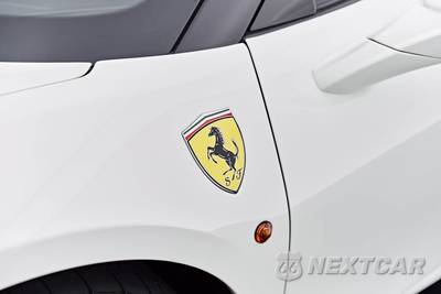 2019 Ferrari 488 Spider Convertible - zdjęcie 33 z 86 - miniatura