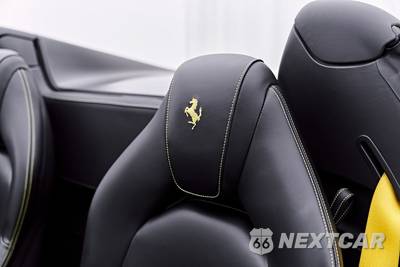 2019 Ferrari 488 Spider Convertible - zdjęcie 59 z 86 - miniatura