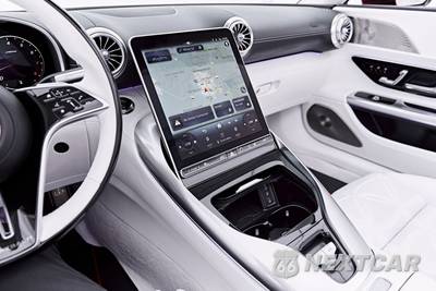 2026 Mercedes-Benz Maybach SL 680 Monogram Series - zdjęcie 74 z 85 - miniatura