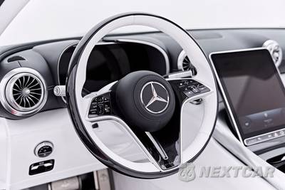 2026 Mercedes-Benz Maybach SL 680 Monogram Series - zdjęcie 56 z 85 - miniatura