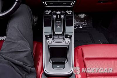 2021 Porsche 911 Targa 4S - zdjęcie 66 z 77 - miniatura