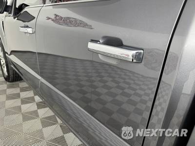 2023 Ford F-150 Platinum Crew Cab Short Bed - zdjęcie 28 z 50 - miniatura