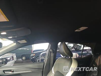 2026 Toyota Camry SE - zdjęcie 18 z 34 - miniatura