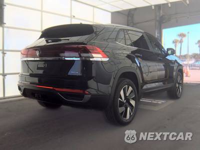2026 Volkswagen Atlas Cross Sport 2.0T SE w/Technology - zdjęcie 4 z 18 - miniatura