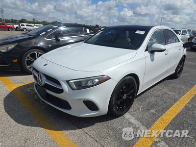 2020 Mercedes-Benz A 220 4MATIC - zdjęcie 1 z 30 - miniatura