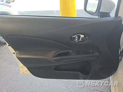 2019 Nissan Versa Note SV - zdjęcie 9 z 34 - miniatura