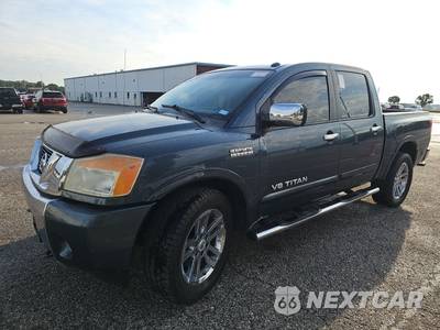 2014 Nissan TITAN SL Crew Cab Short Bed