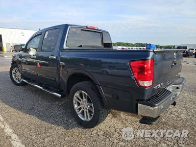 2014 Nissan TITAN SL Crew Cab Short Bed - zdjęcie 6 z 45 - miniatura