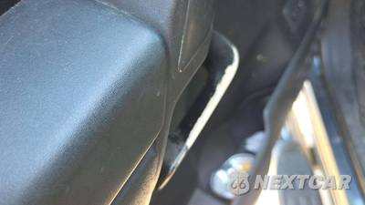 2014 Nissan TITAN SL Crew Cab Short Bed - zdjęcie 25 z 45 - miniatura