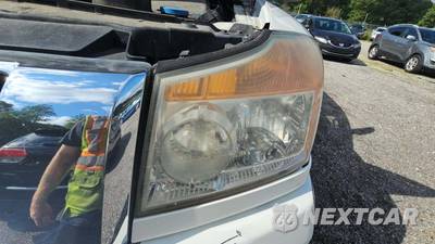 2014 Nissan TITAN SL Crew Cab Short Bed - zdjęcie 39 z 40 - miniatura