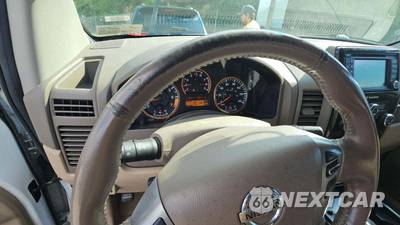 2014 Nissan TITAN SL Crew Cab Short Bed - zdjęcie 23 z 40 - miniatura