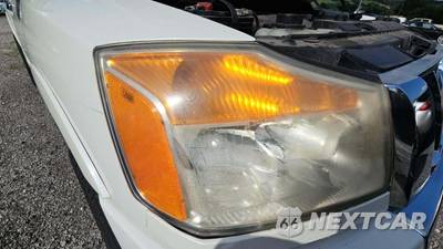 2014 Nissan TITAN SL Crew Cab Short Bed - zdjęcie 36 z 40 - miniatura
