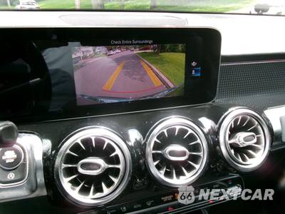 2020 Mercedes-Benz GLB 250 4MATIC - zdjęcie 16 z 32 - miniatura