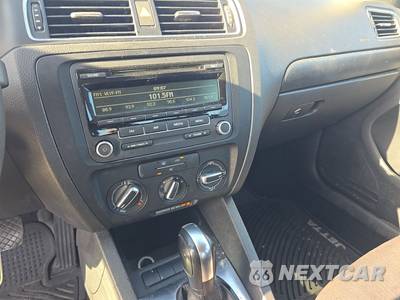 2012 Volkswagen Jetta SE Sedan - zdjęcie 11 z 18 - miniatura