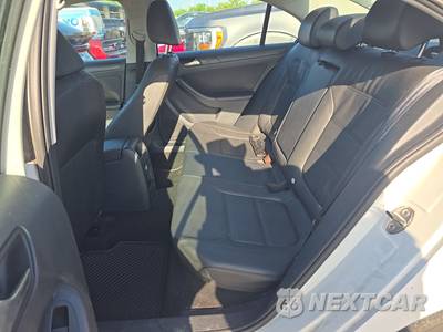 2012 Volkswagen Jetta SE Sedan - zdjęcie 13 z 18 - miniatura