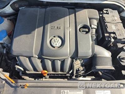 2012 Volkswagen Jetta SE Sedan - zdjęcie 15 z 18 - miniatura