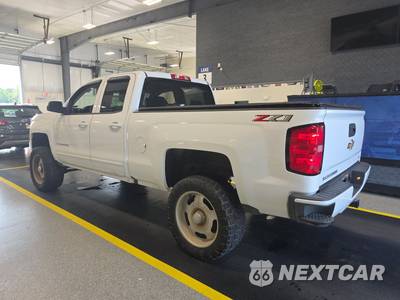 2018 Chevrolet Silverado 1500 LT Z71 Extended Cab Medium Bed 2LT - zdjęcie 6 z 22 - miniatura