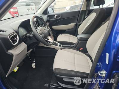 2025 Hyundai Venue SEL - zdjęcie 7 z 24 - miniatura
