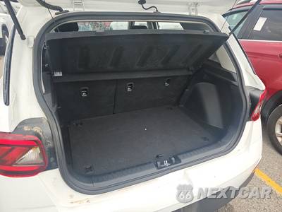 2025 Hyundai Venue SEL - zdjęcie 16 z 31 - miniatura