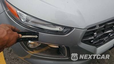 2025 Hyundai Venue SEL - zdjęcie 24 z 27 - miniatura