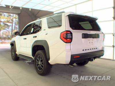 2025 Toyota 4Runner SR5 - zdjęcie 6 z 23 - miniatura